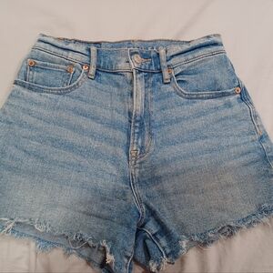 American Eagle Highest Rise "90s boyfriend short